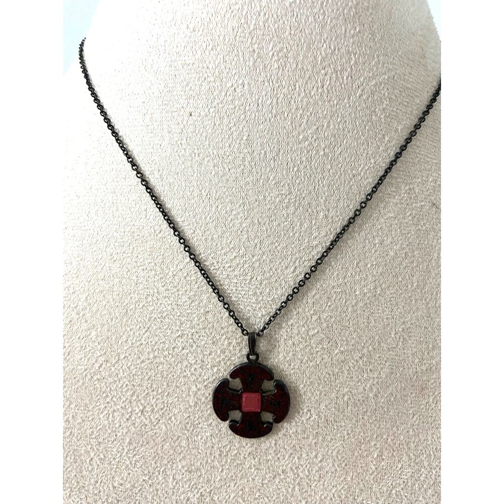 Vintage cross pendant necklace